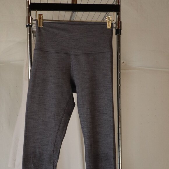 Lululemon High Rise Pant "25 size size 6 - Picture 2 of 9